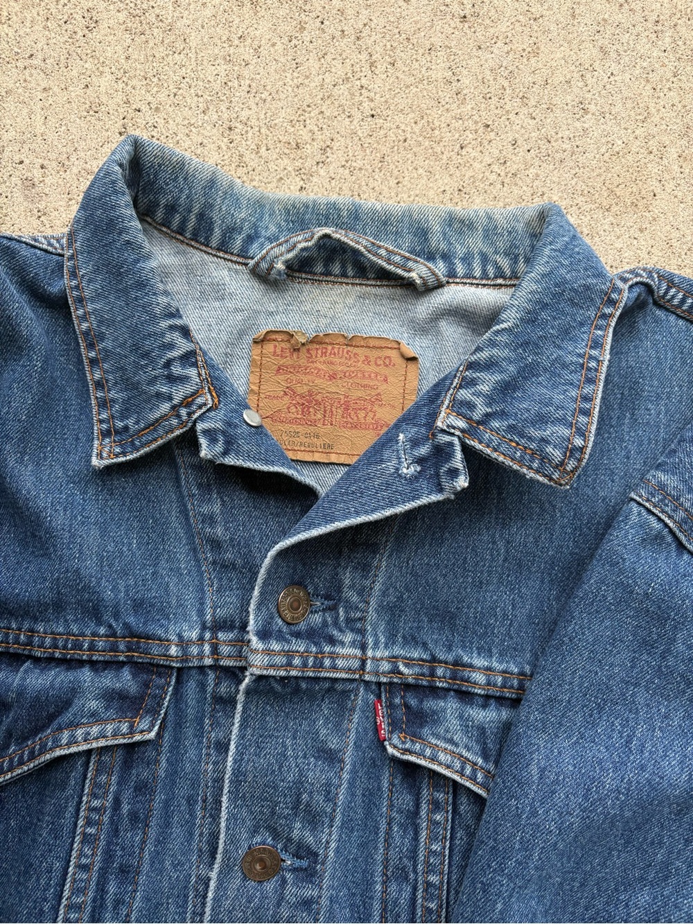 Vintage 90s Levis 75025 Denim Trucker Jacket Made in Canada Medium Wash Large 27 - Picture 3 of 6